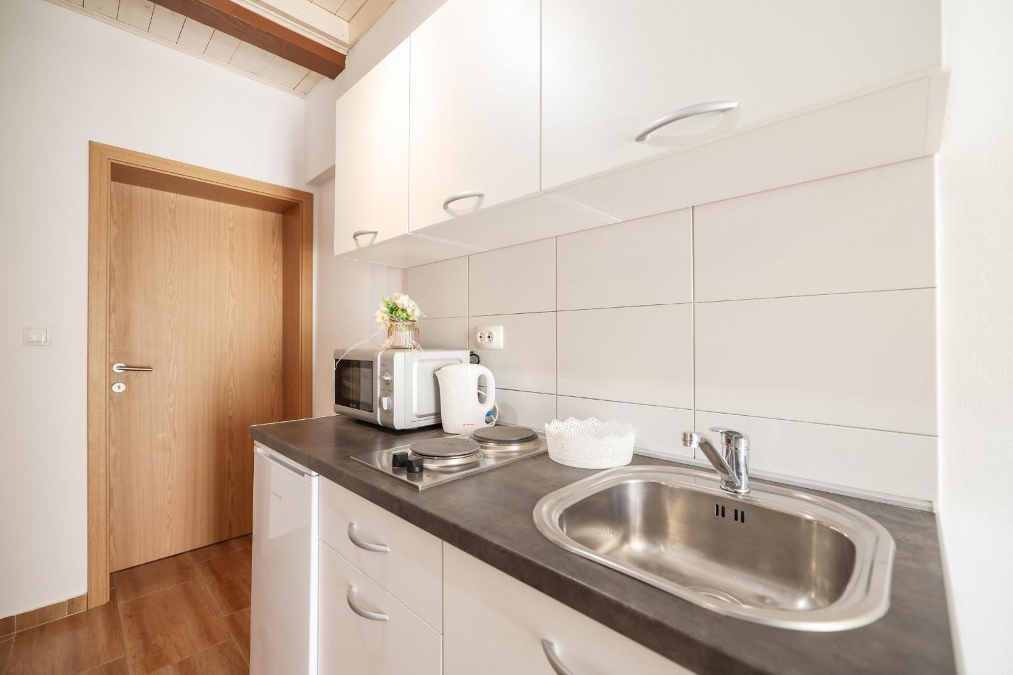 Apartments Feliks Ljubač Esterno foto
