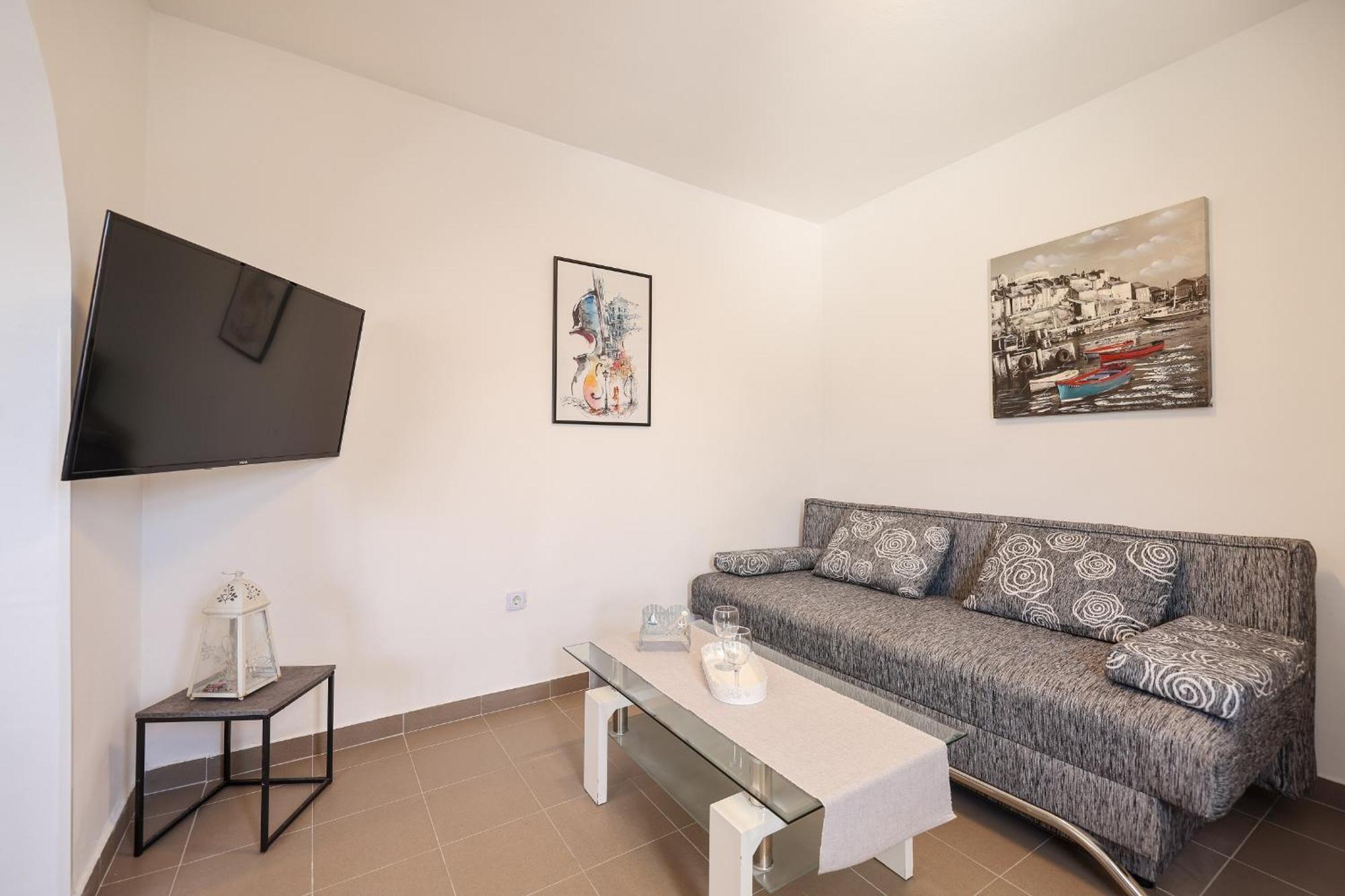 Apartments Feliks Ljubač Esterno foto